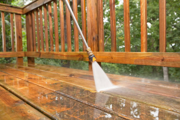 Why Choose Our Certified Pressure Washing Experts for Your Project Needs in Franklin, KY?